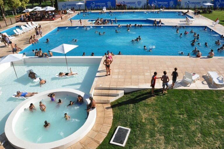 Trebolense otorgará la temporada de pileta gratis a todos los trabajadores del club y la Mutual.