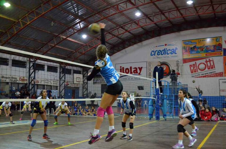 Vuelve el voley a Trebolense