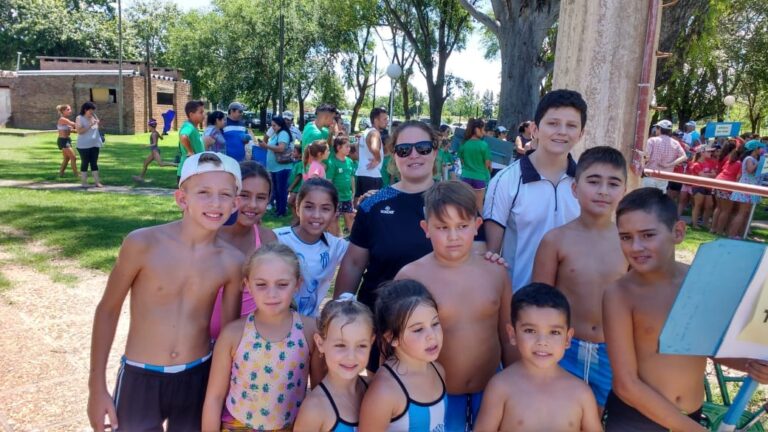NATACION – Buenos resultados en Sastre