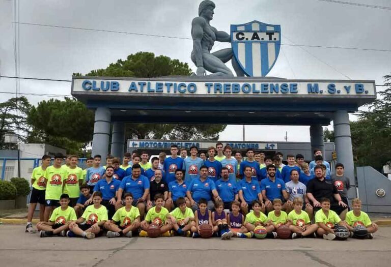 Guillermo Vecchio dio cátedra de básquetbol en Trebolense