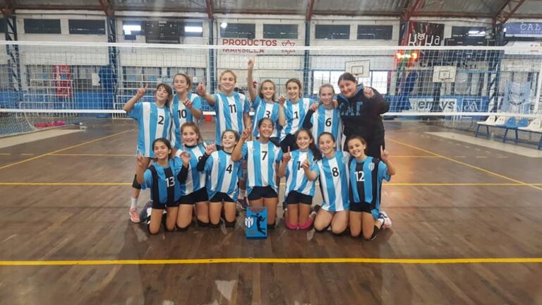 SUB 12 CON LA COPA – Pequeñas enormes ganadoras