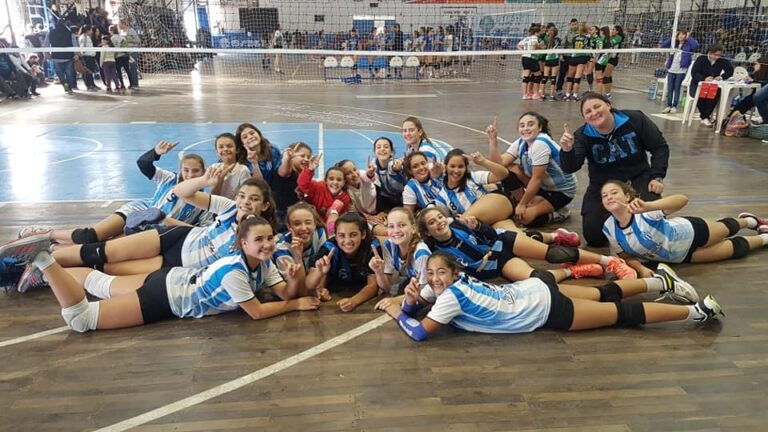 VOLEY – Trebolense inició su gran gira internacional