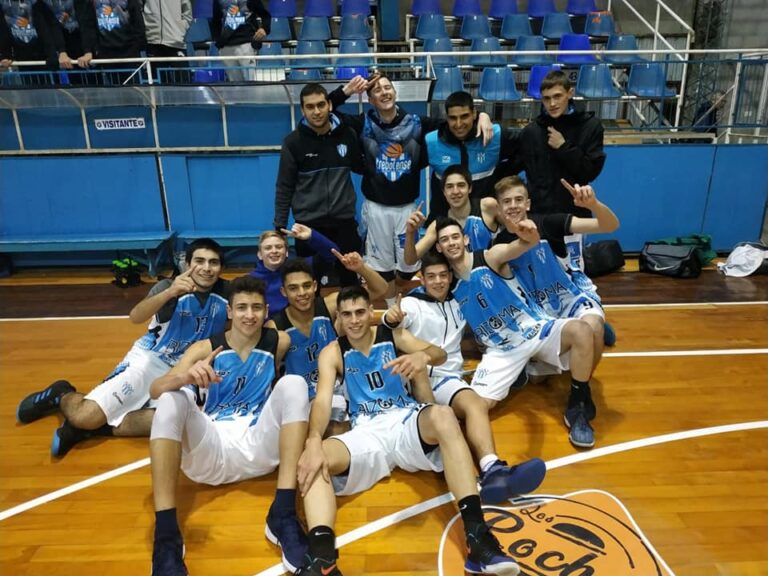 Trebolense lidera en U 17 y U 19 de manera invicta