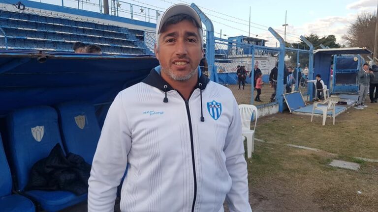 MARTINEZ – «Los chicos están haciendo un trabajo bárbaro»