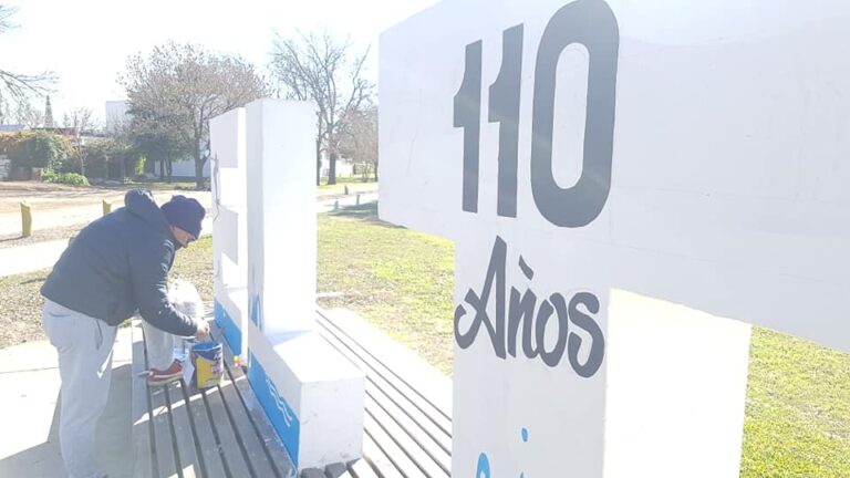 FESTEJOS 110 AÑOS – Trebolense ya pinta las letras de El Trébol !!!