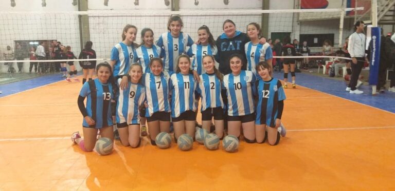 COPA DE SANTA FE DE VOLEY – El Sub 13 sacó boletos para Mardel !