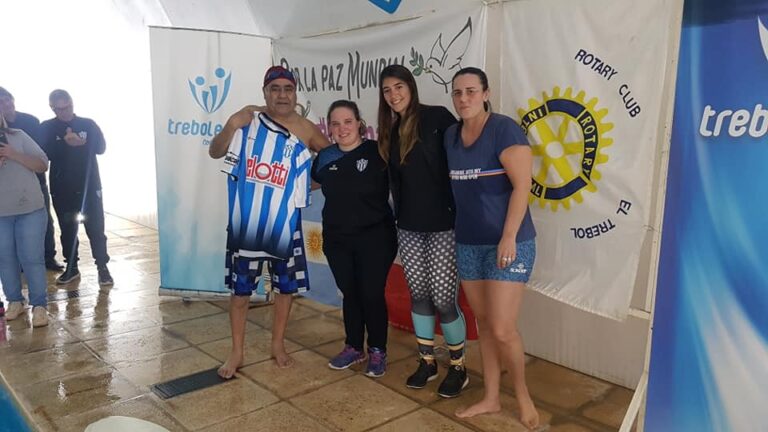 A LOS 73 AÑOS – Luis García nadó una hora festejando el cumple de Trebolense