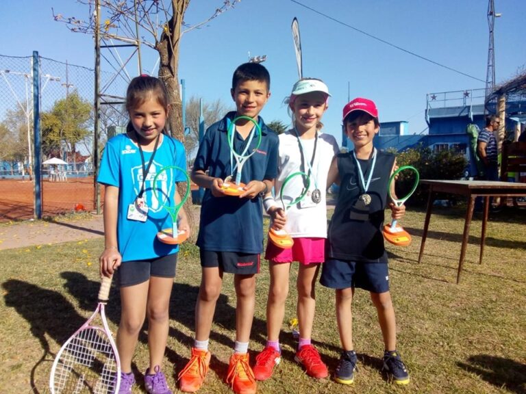 TENIS – Más podios entre los pequeños