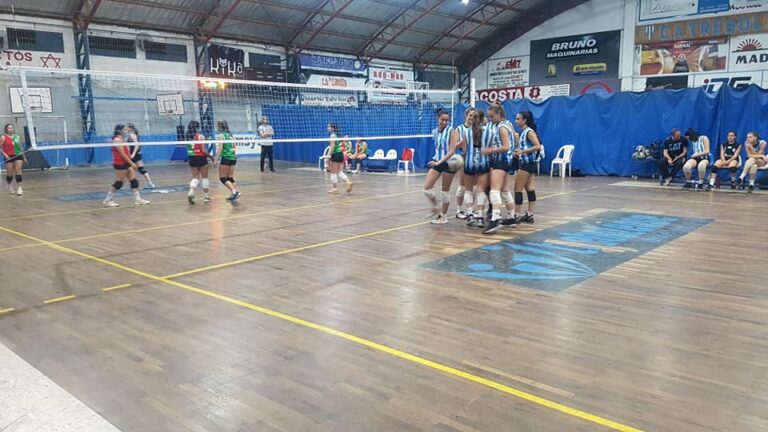 VOLEY – Trebolense avanza en primera y Sub 19