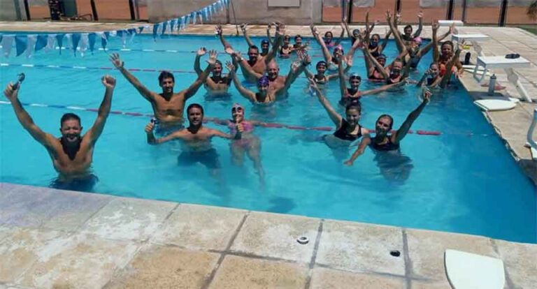 NATACION ADULTOS – Un grupo con ganas de aprender y pasarla bien