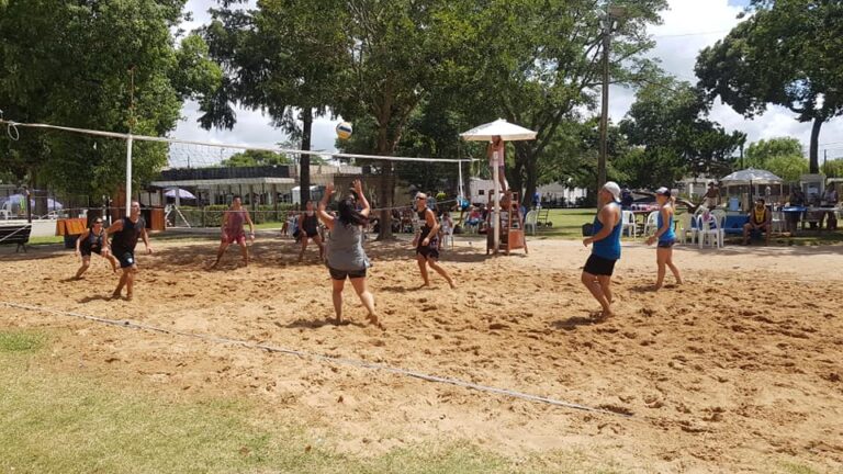 Gran torneo de beach voley!