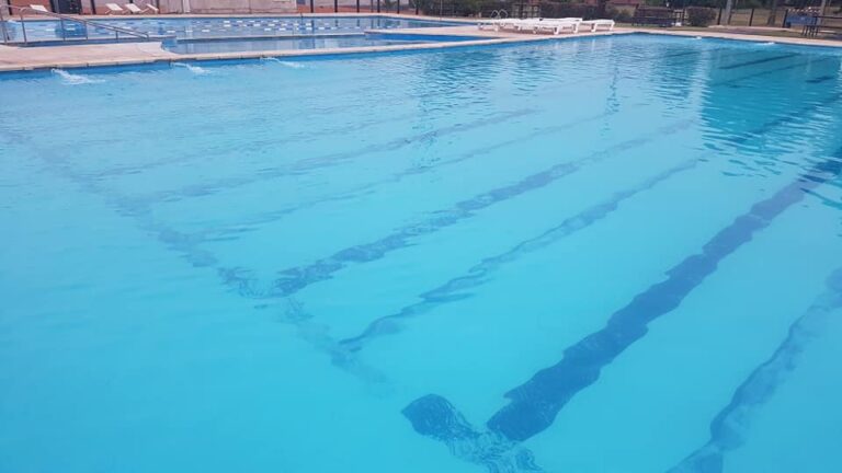 El natatorio seguirá abierto todo marzo