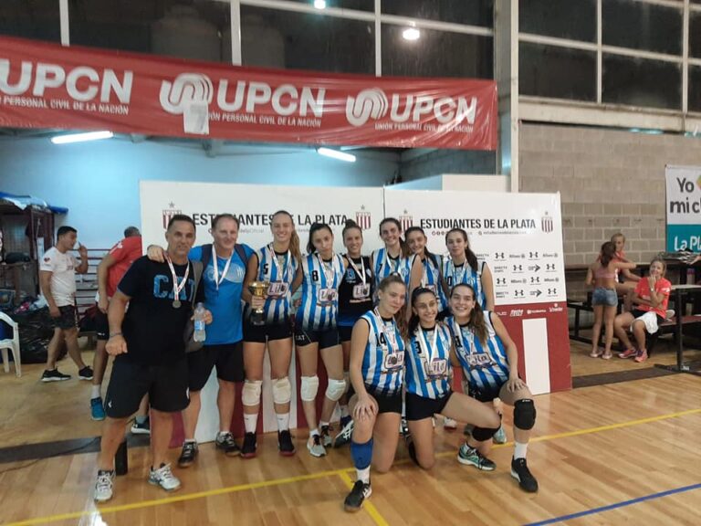 VOLEY – Trebolense levantó la primera copa del año en Estudiantes de La Plata