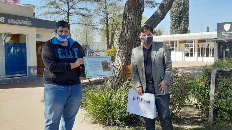 RECONOCIMIENTO – Trebolense custodio del histórico pino de San Lorenzo