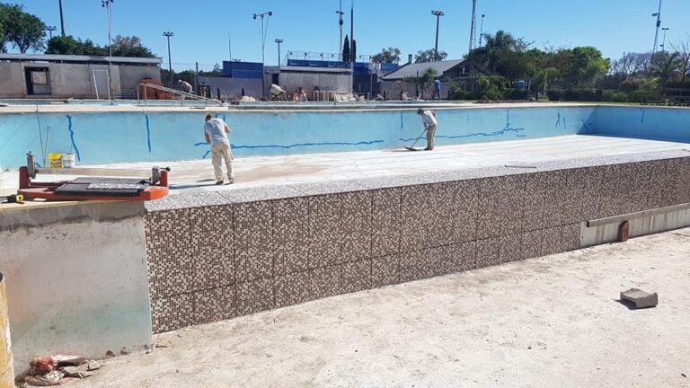 COMPLEJO DE PILETAS – Trebolense trabaja en varios frentes