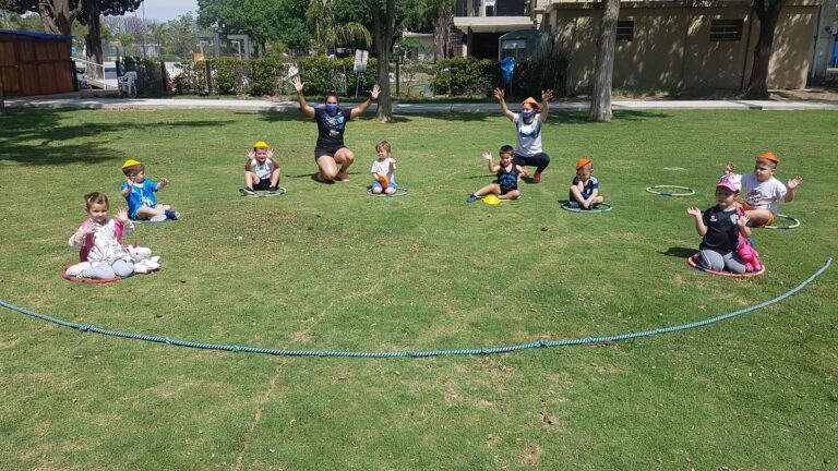 SONRISAS GIGANTES – Comenzó la Escuela Formativa !!