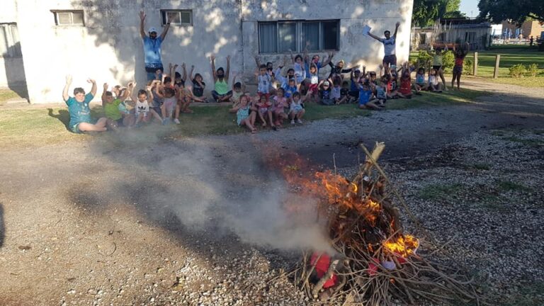COLONIA – Fiesta del fogón de los deseos