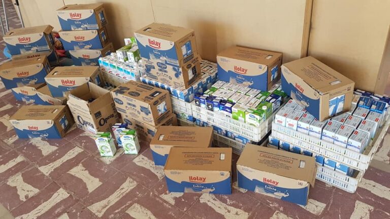 SUPER SOLIDARIOS!!! – El nado recaudó más de 600 litros de leche!