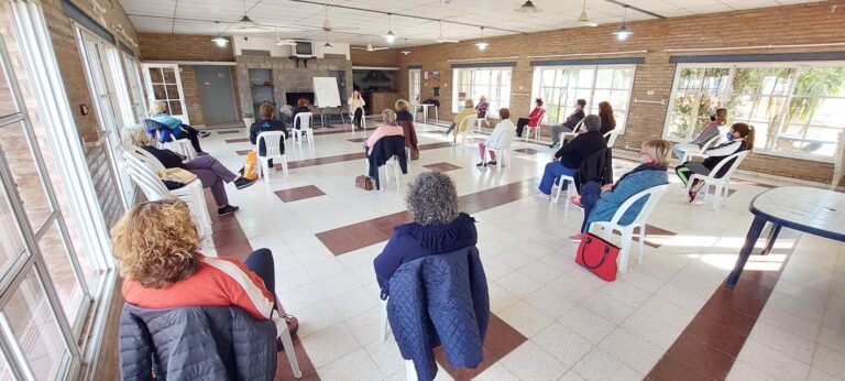 Maravillosa disertación de Lucre Pedrana en PAMCAT