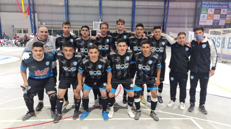 Trebolense juega amistosos en Futsal
