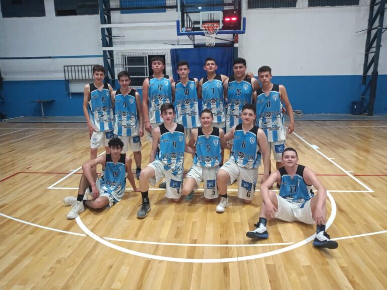 Buen paso del básquet formativo ante Centenario