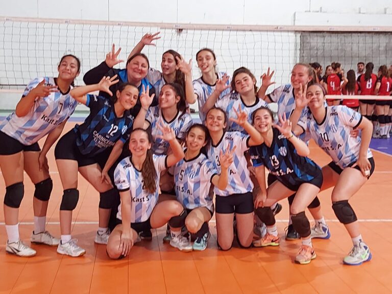 ENORMES – El Sub 14 de Trebolense se subió al podio en la Copa Argentina