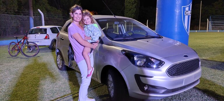 Los ganadores del Súper Bono recibirán sus premios este jueves