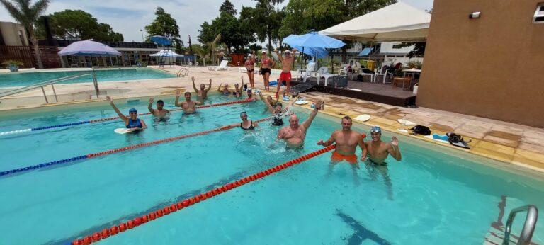 SUCESO DE VERANO! – La natación de adultos planta un nuevo récord de inscriptos