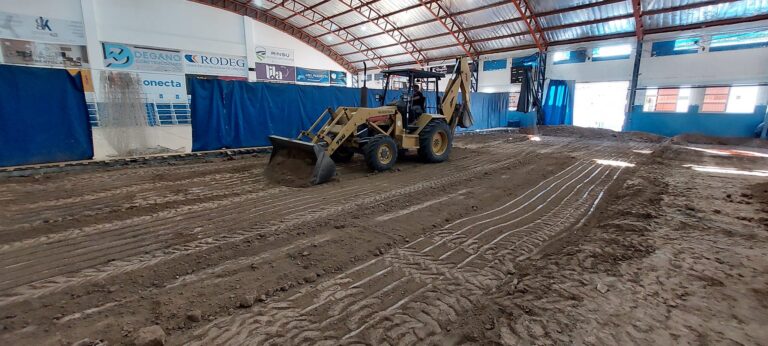 PISO FLOTANTE EN EL EDGAR DEGANO – Notables avances en la etapa 2 y 3