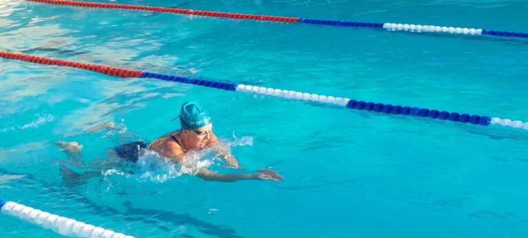 La «Brazada solidaria» en números