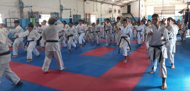 KARATE – Convocante entrenamiento de la ASKF en el Dojo de Trebolense