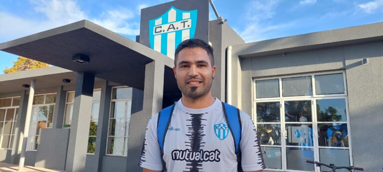 MAURO ESPINOSA – «Las chicas están entusiasmadas con jugar el clásico»