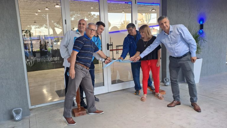 Trebolense inauguró su espectacular CDF