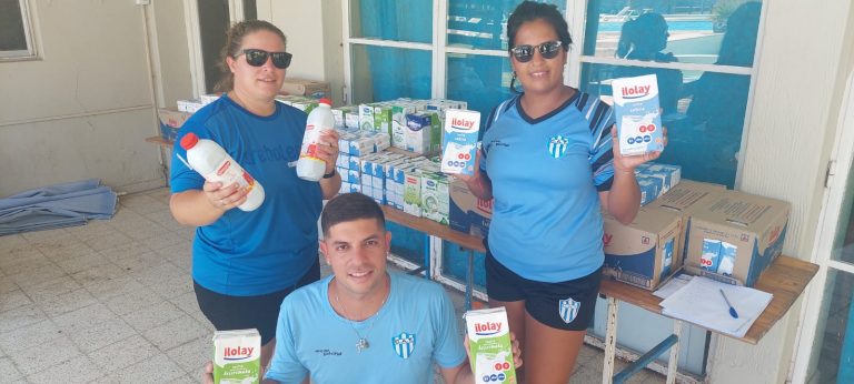 Las 12 horas de nado solidario sumaron más de 1000 litros de leche