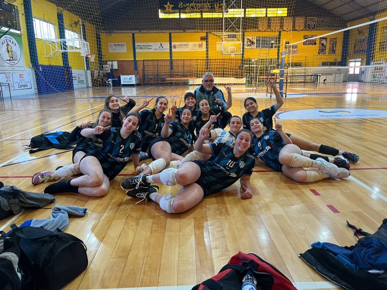 VOLEY – Campeonas en María Juana