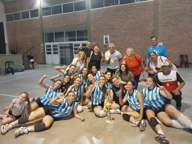 VOLEY – ¡El Sub 15 de Trebolense campeón nacional!