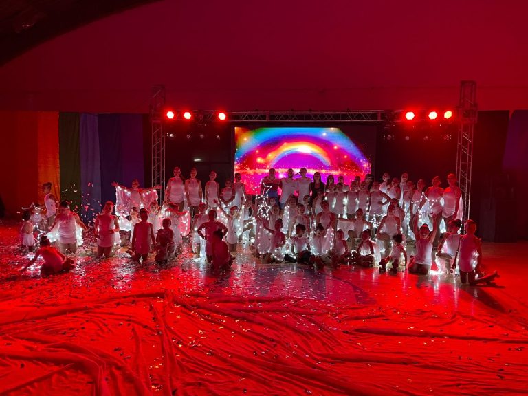 PATIN ARTISTICO – Cuando el brillo es real y se ve incluso detrás del arco iris