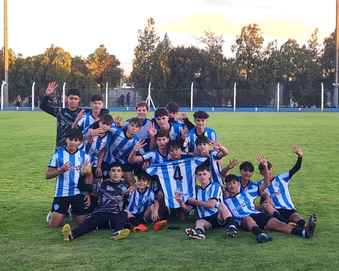 CLASIQUITO DE 25 DE MAYO – Festejos bien celestes y blancos