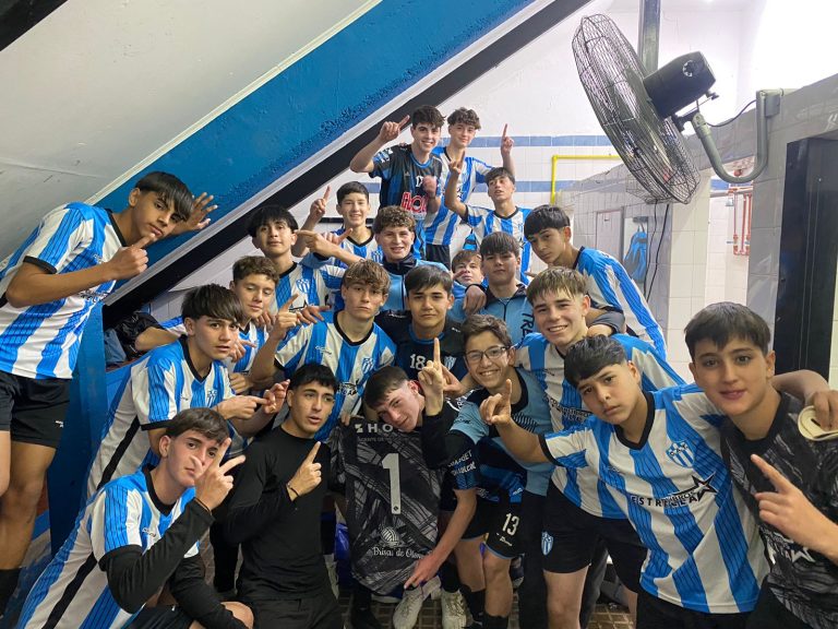 Trebolense recibió a Sastre en inferiores