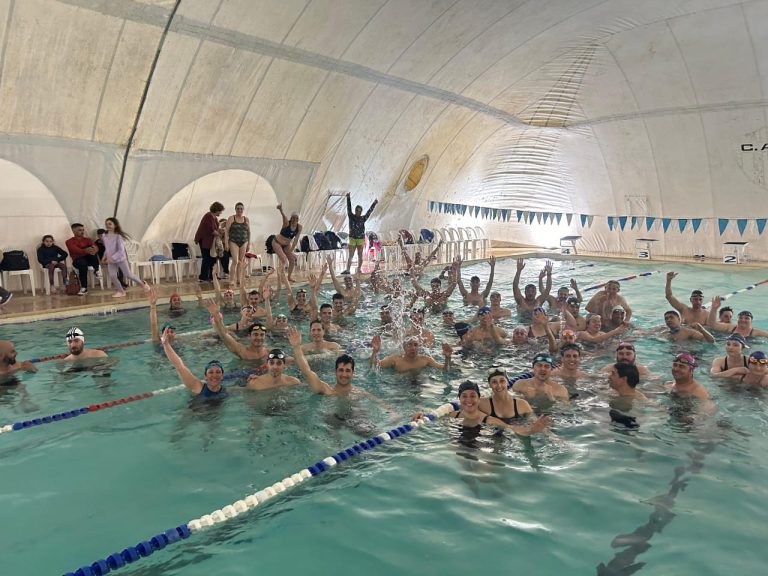 NATACION DE ADULTOS – ¡Un encuentro estupendo!