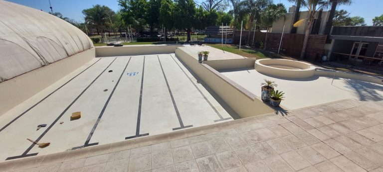 Avanzan los trabajos en el complejo de nado