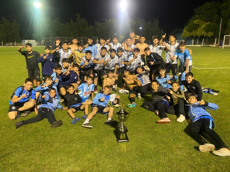 ¡Trebolense ganó el clásico y es campeón en Quinta División!
