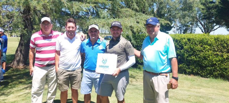 Ale Tosti dio una estupenda clínica de golf en Trebolense