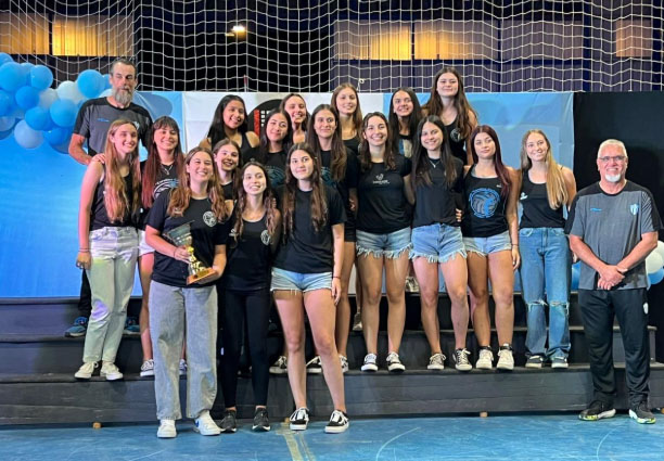 El voley archi premiado en la cena de la AVOS