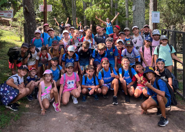 La Colonia disfrutó en grande del campamento en Río Ceballos
