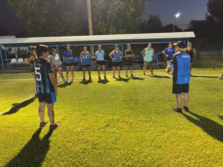 El Fútbol Femenino de Primera inició las prácticas