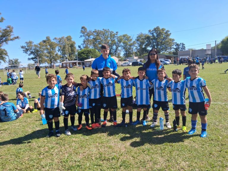 Trebolense visitó a Sastre en una tarde pareja y a puro fútbol