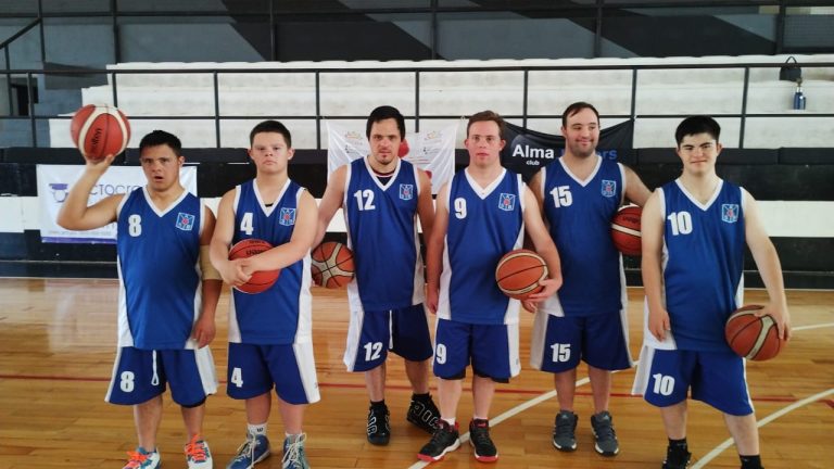 El equipo de básquetbol Exclusivo Síndrome de Down «Litoral Unidos» entrenará y jugará en Trebolense este fin de semana