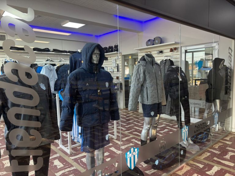 TIENDA CAT – La Tienda de Trebolense