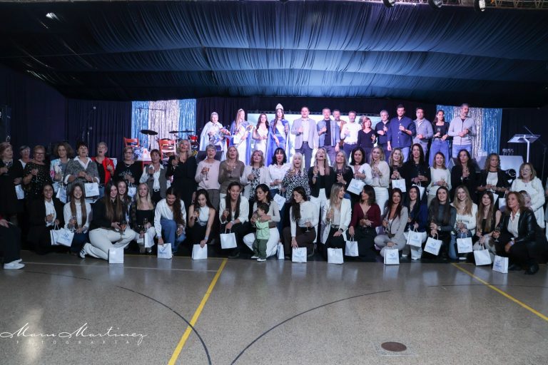 ¡Fiesta por los 116 Años! Trebolense Homenajeó a sus Reinas en un «Festejo Soberano» a Pura Emoción y Música